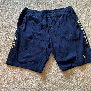 Polo Ralph Lauren shorts two front  pockets with with zipper back pocket
